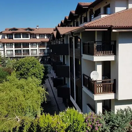 Edelweiss Aparthotel, 32 Aparthotel 3*