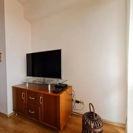 Edelweiss Aparthotel, 32 3*